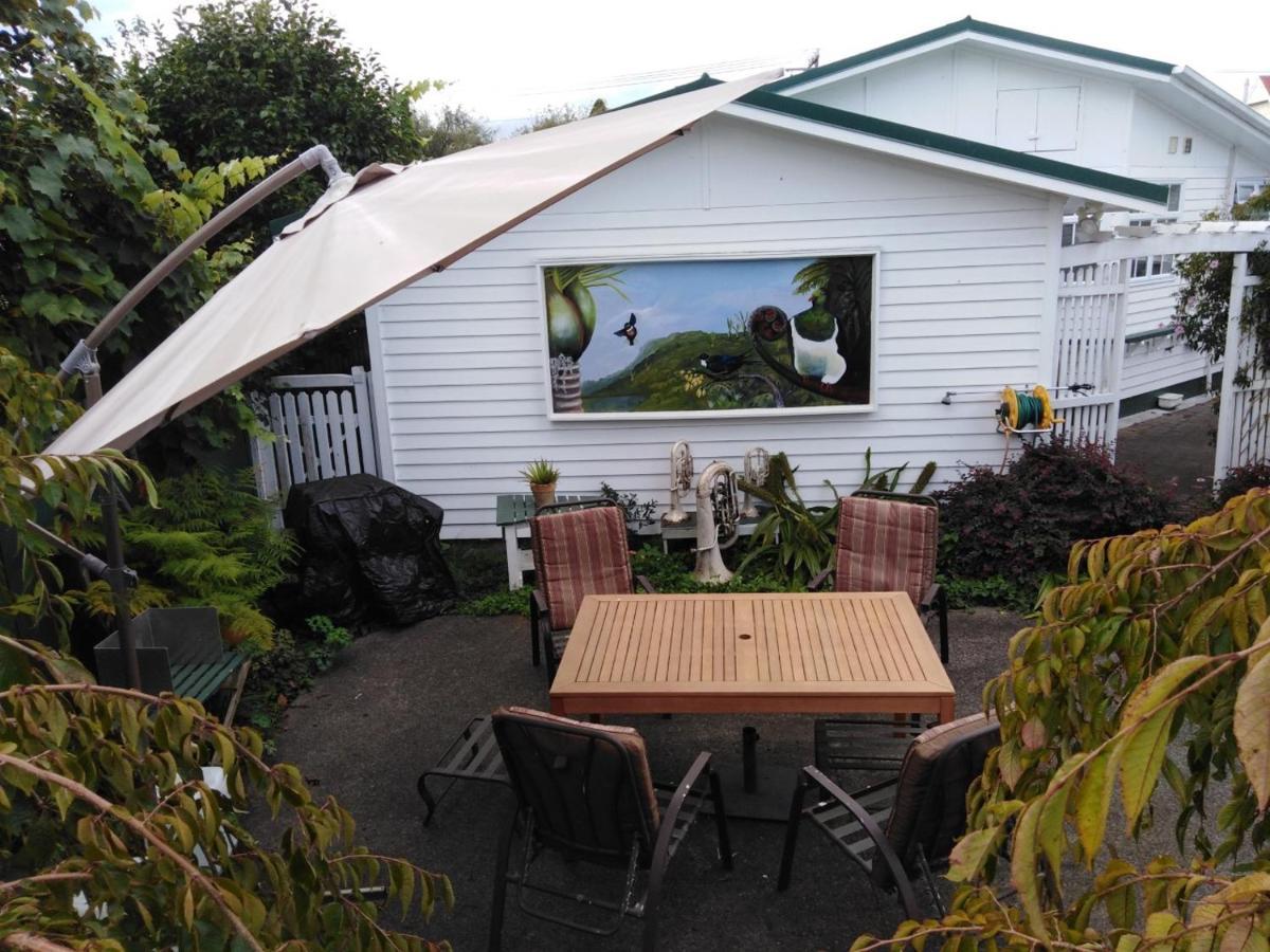 Charmae Guest House Whanganui Eksteriør billede